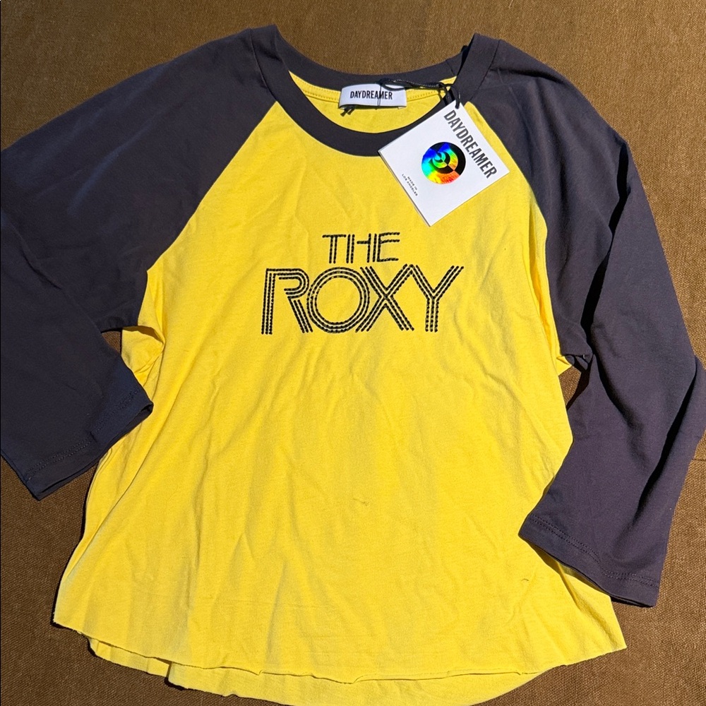 Daydreamer Yellow and Black Raglan 'The Roxy' Tee sz M